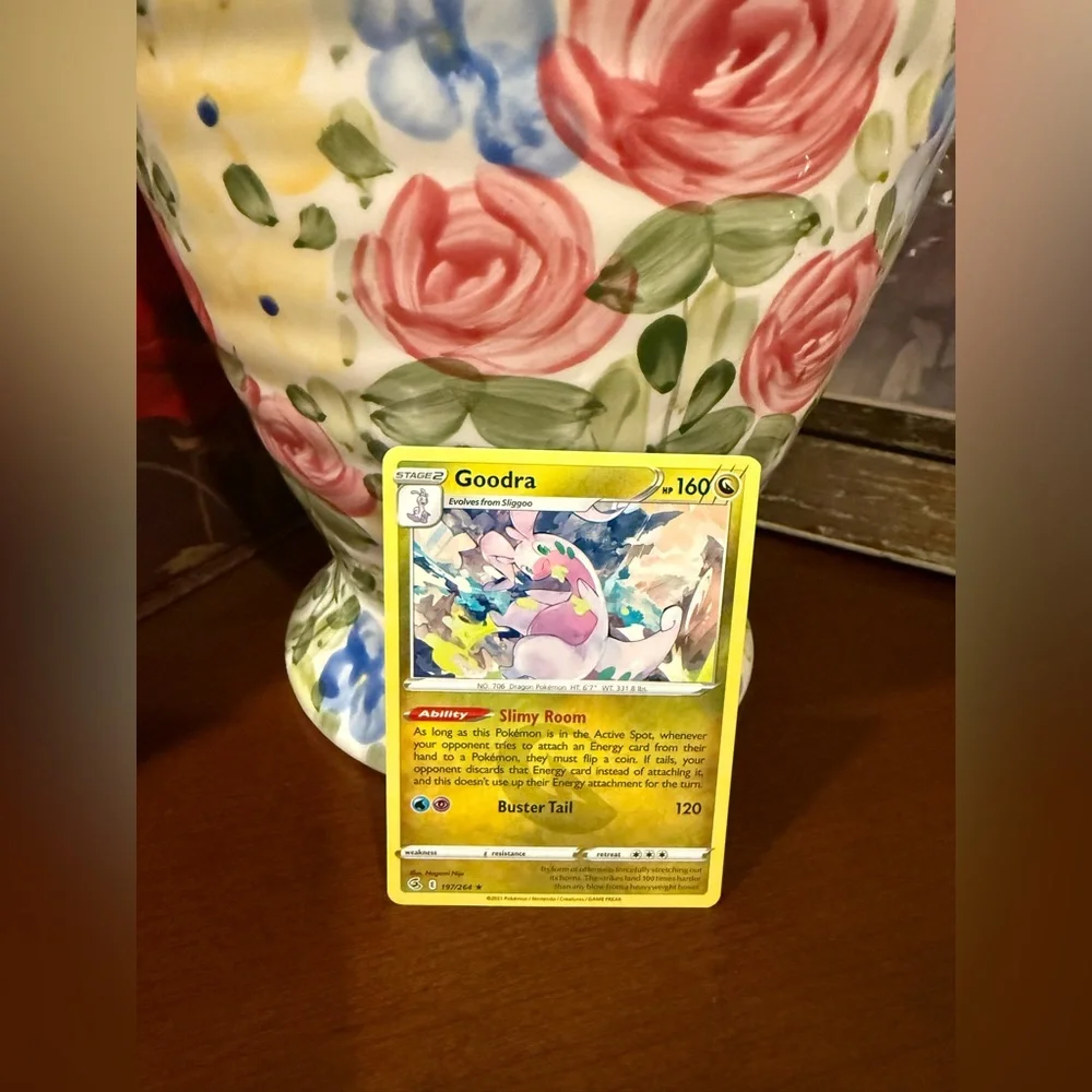 yellow border pokemon cards What do the symbols mean on the bottom of the yellow border cards in Pokemon cards?